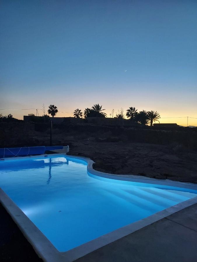 Villa Tabaiba En Lajares Con Piscina Exterior foto